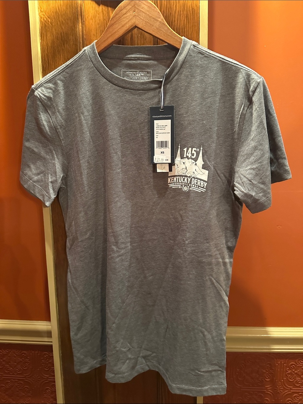 Kentucky Derby 145 Grey Short-Sleeve Men’s T-Shirt XS, new with tag